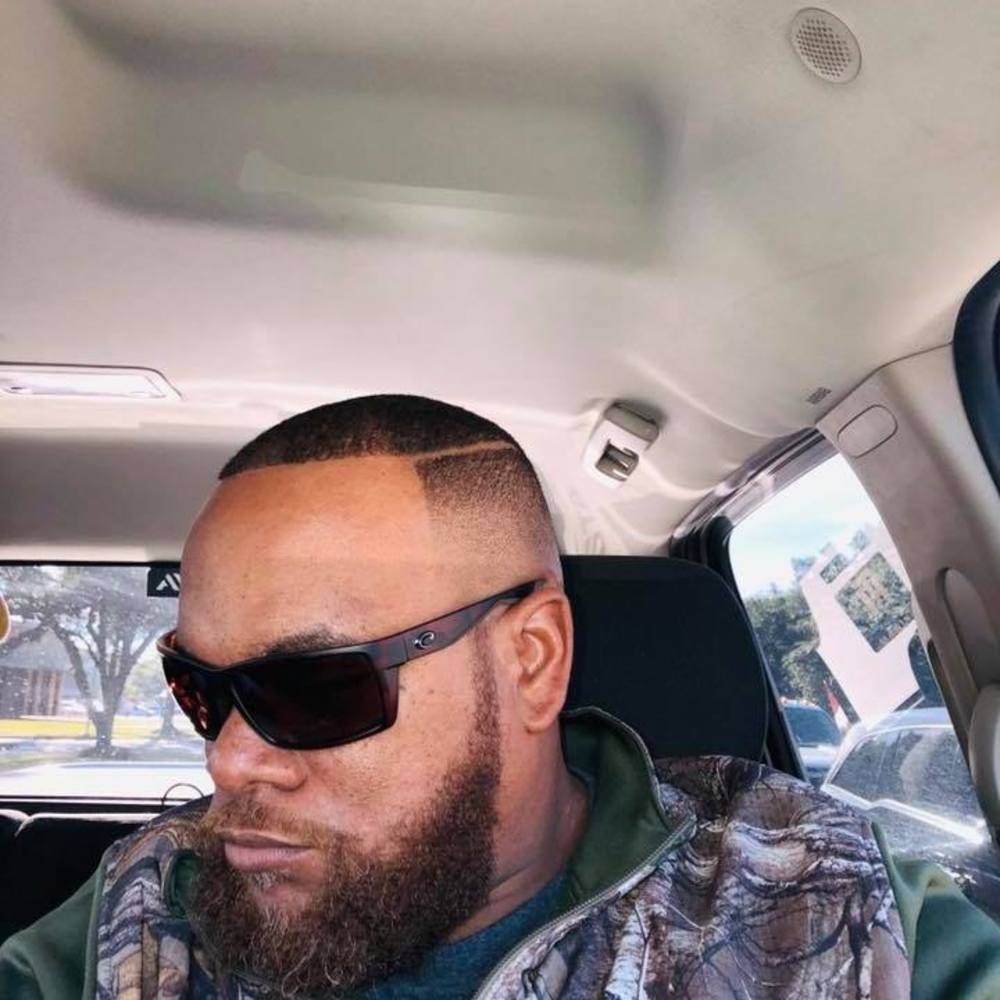 Meet your Posher, Leon